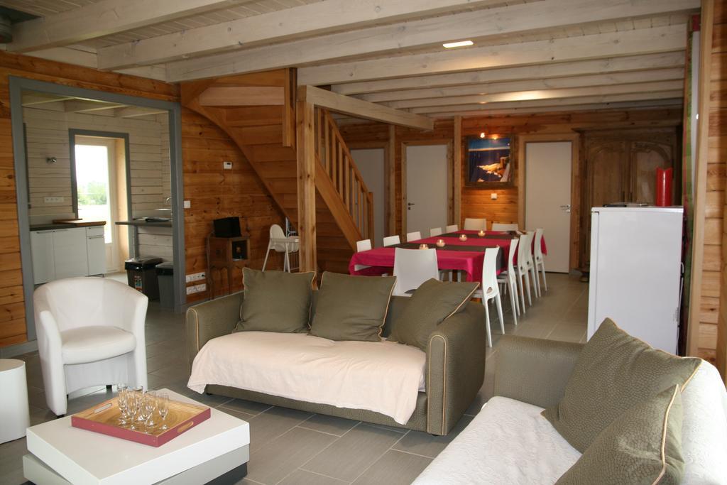 Domaine Des Celestins Bed & Breakfast Bernay-en-Ponthieu Bagian luar foto