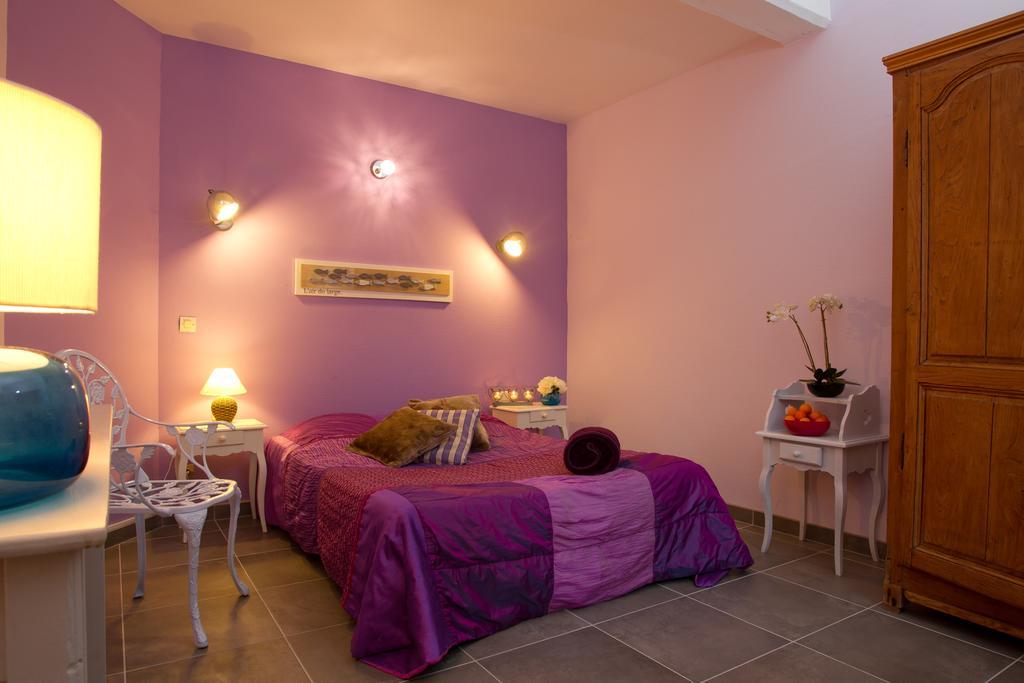 Domaine Des Celestins Bed & Breakfast Bernay-en-Ponthieu Bagian luar foto